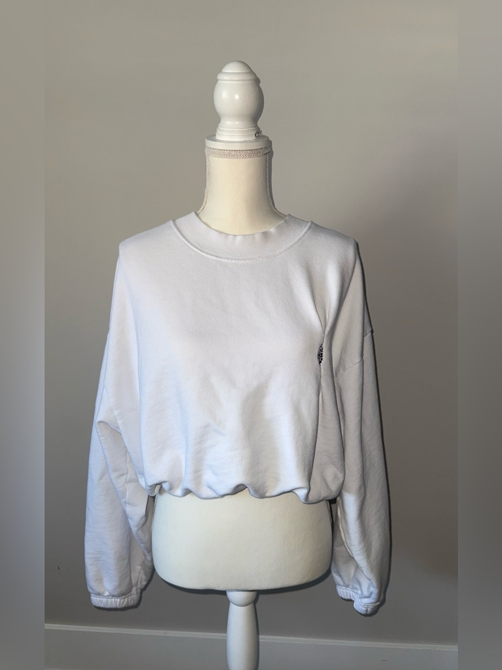 Free People White Cropped Crewneck Sweatshirt
